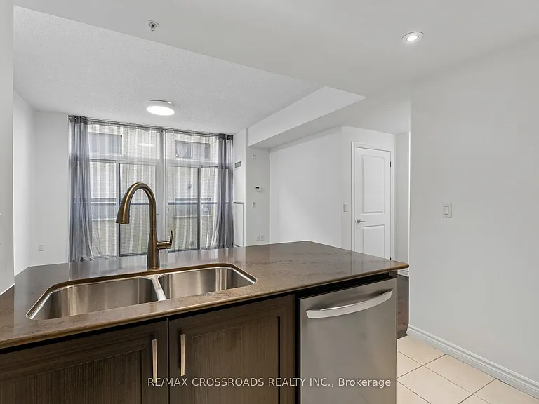427 Aberdeen Ave #201 — Photo 11