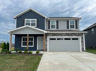 9114 SW 2nd St, Lees Summit, MO 64064