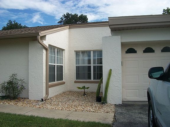4th image of 30 Cooper Ln