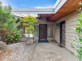 4330 92nd Ave SE, Mercer Island, WA 98040
