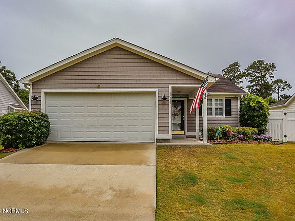 2nd image of 5045 Glen Cove Drive SE