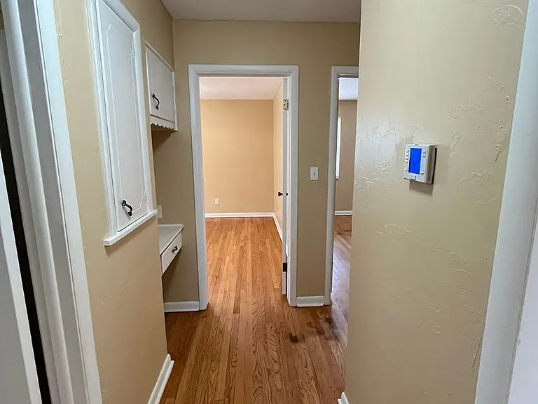 3617 N Drexel — Photo 9