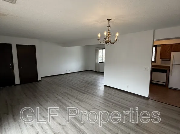 1413 2nd Ave #12-68, Nebraska City, NE 68410