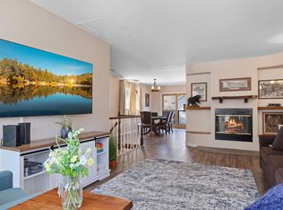 562 Lakewood Ln, Big Bear Lake, CA 92315