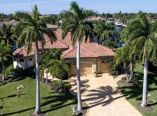 214 Bayshore Dr, Cape Coral, FL 33904
