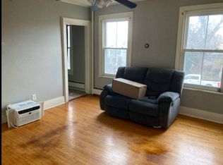 714 Union St APT 3, Schenectady, NY 12305