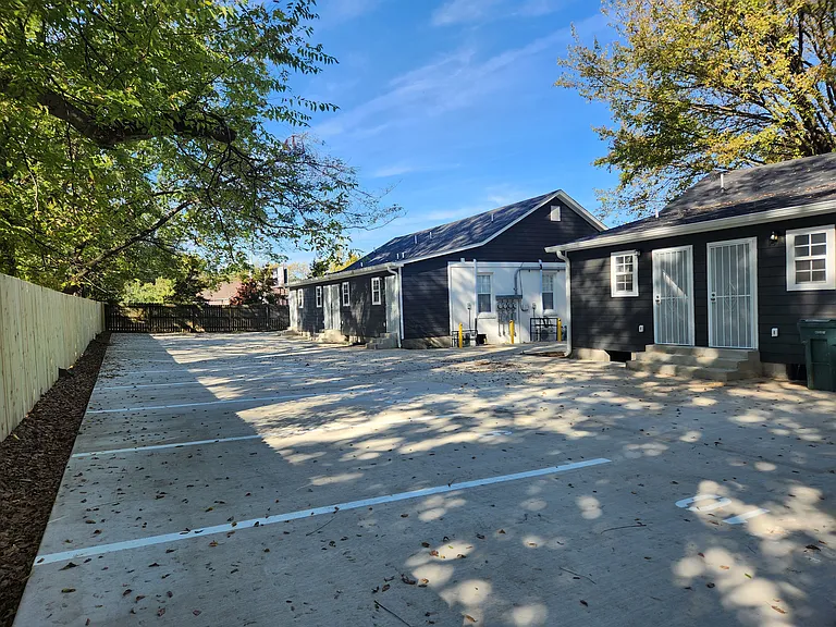 1379 Kimball Ave #MAIN — Photo 8