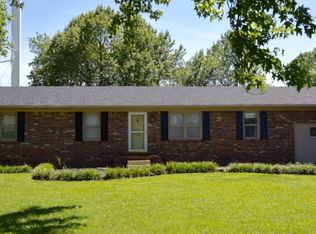 1135 Sanderson Dr, Hopkinsville, KY