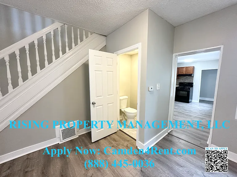 915 S 8th St — Photo 17