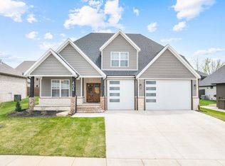 404 N Dublin Dr, Nixa, MO 65714