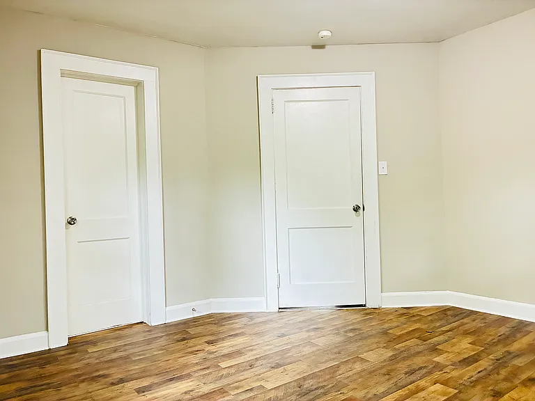 602 Park Ave — Photo 13