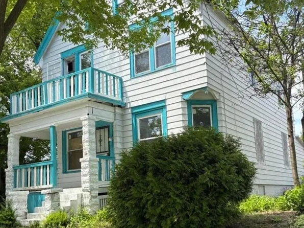 2817 N 12th STREET, Milwaukee, WI 53206