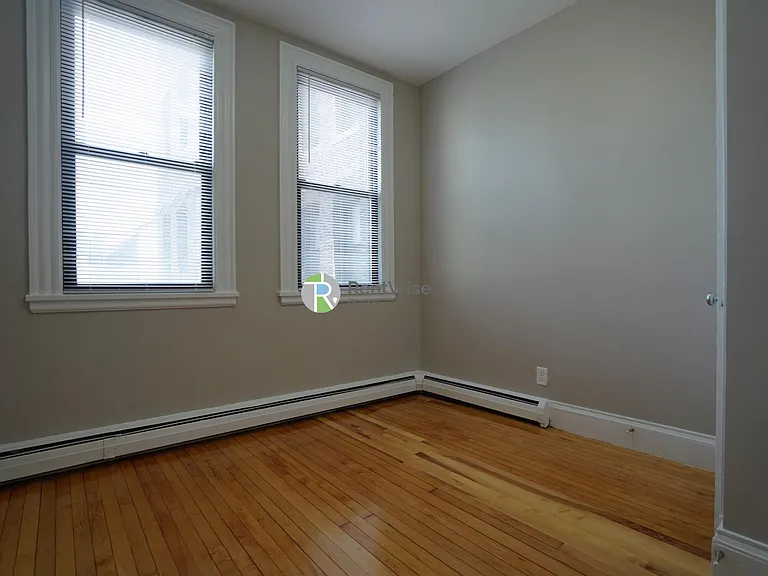 76 Gardner St #C1 — Photo 19