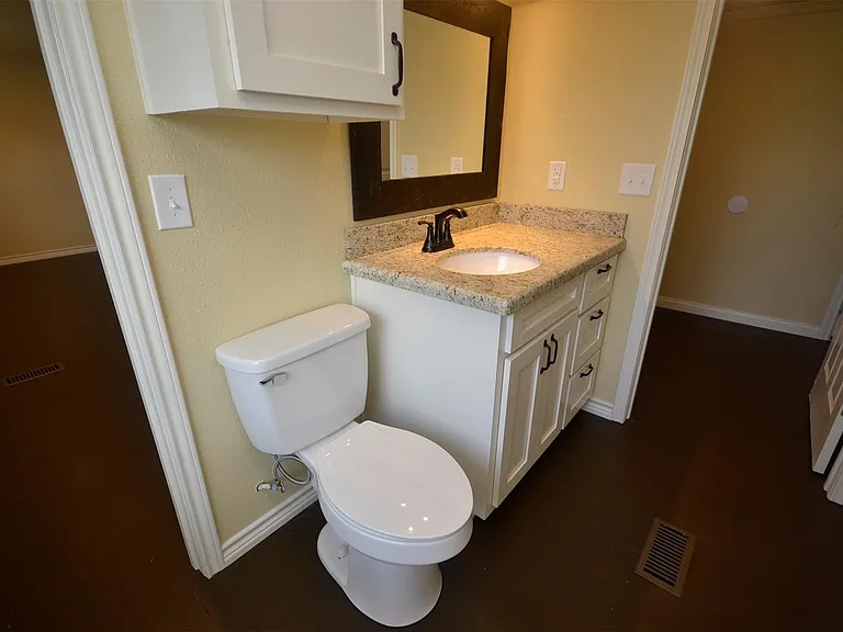 12652 Calvary Rd — Photo 11