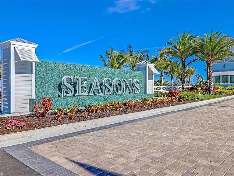 28165 Captiva Shell Loop — Photo 2