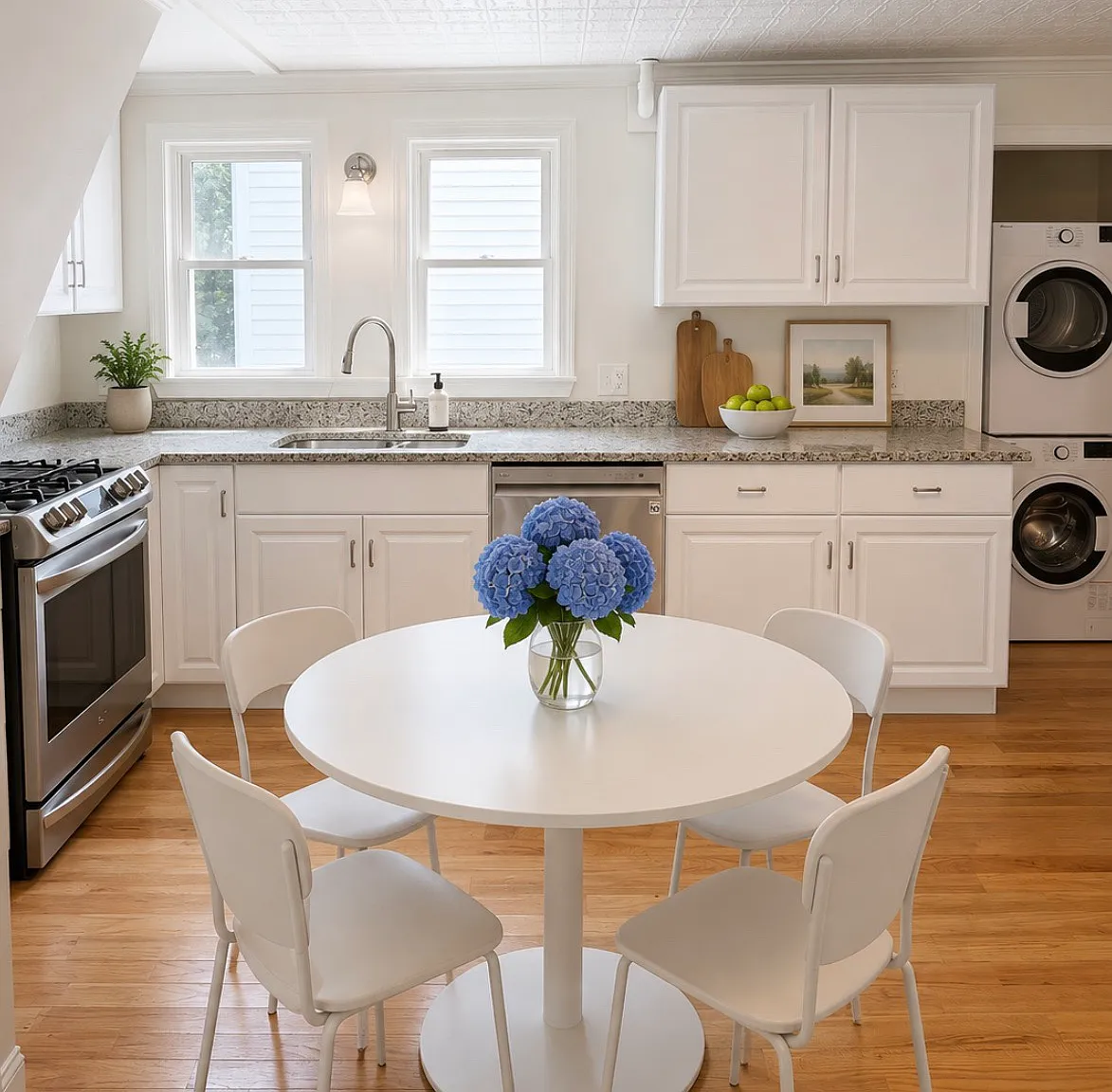 2 bed, 1500 sqft, $2,995 — Photo 4