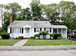 16 Virginia Cir, Randolph, MA 02368