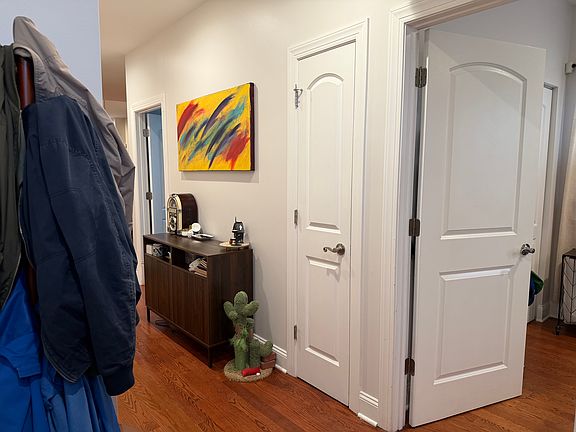 5th image of 3444 W Parker Ave #3