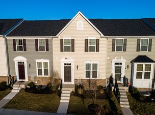 13 Washington Sq, Spring City, PA 19475