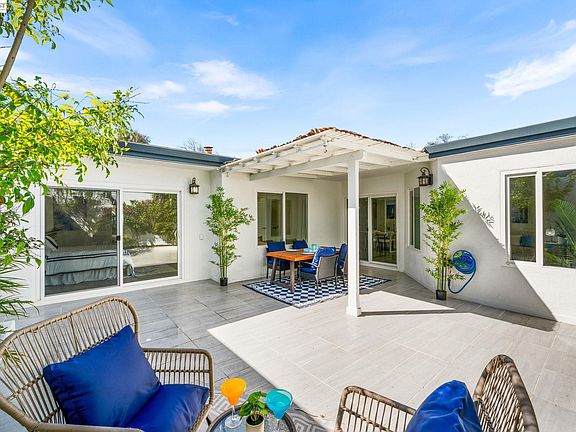 5th image of 4019 Rennellwood Way