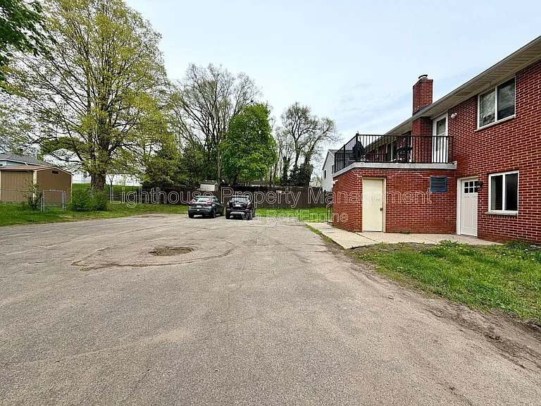 3253 Charlesgate Ave SW #C — Photo 17