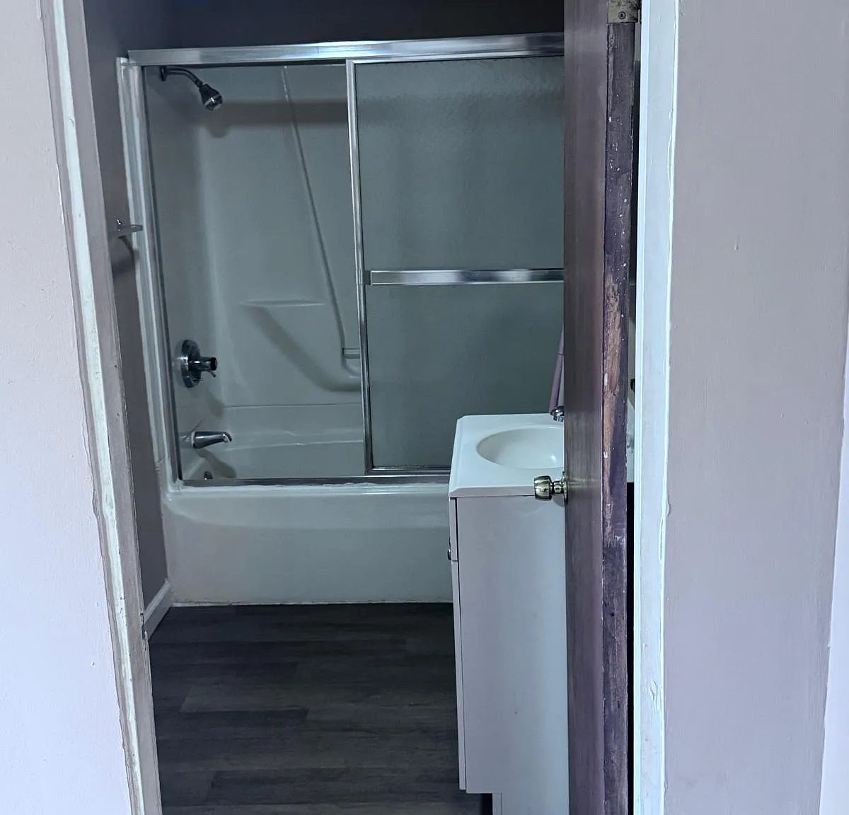 3 bed, 1400 sqft, $2,000 — Photo 4