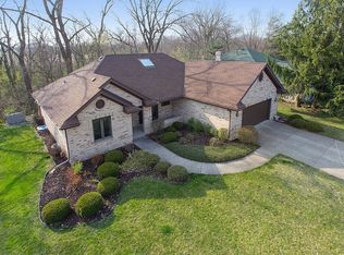 651 Naoma Dr, Crete, IL 60417