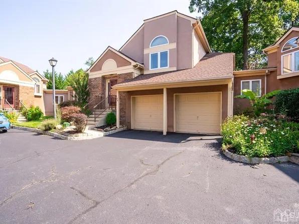 154 Kingsland Cir, Monmouth Junction, NJ 08852