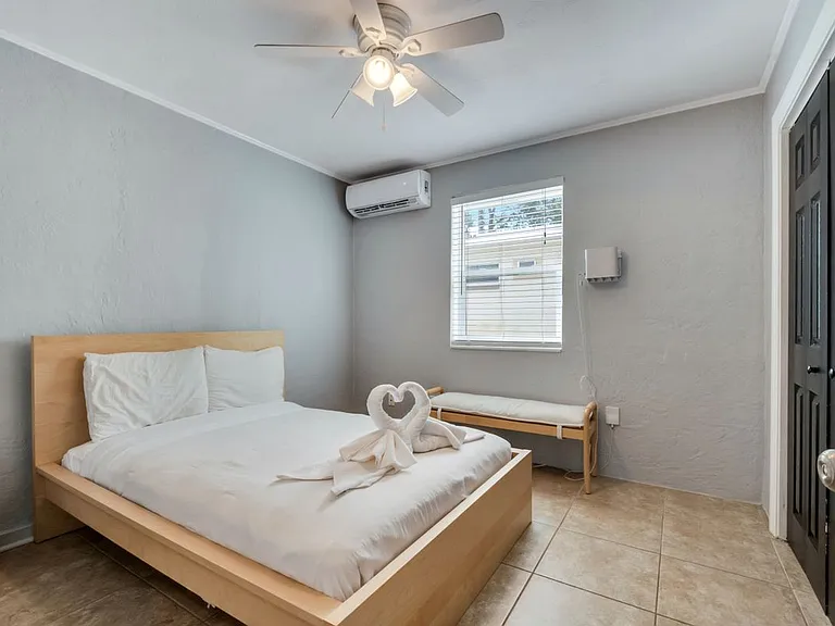 415 S Hyer Ave #A — Photo 20