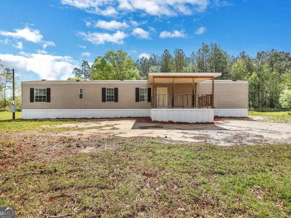 124 Victoria Dr, Odum, GA 31555