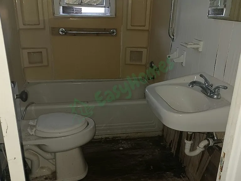 805 W Pine Ave — Photo 6
