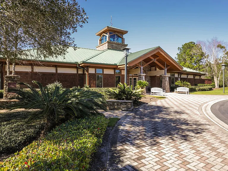 212 Island Green Dr — Photo 35
