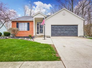 182 Olde Mill Ln, Pataskala, OH 43062