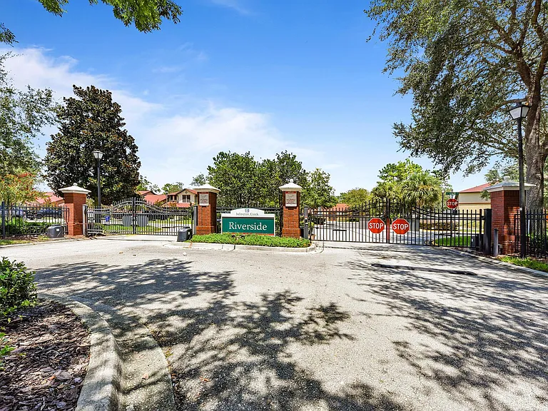 632 Briar Way Ln — Photo 33