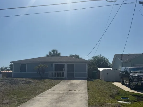 11748 Oceanspray Blvd, Englewood, FL 34224