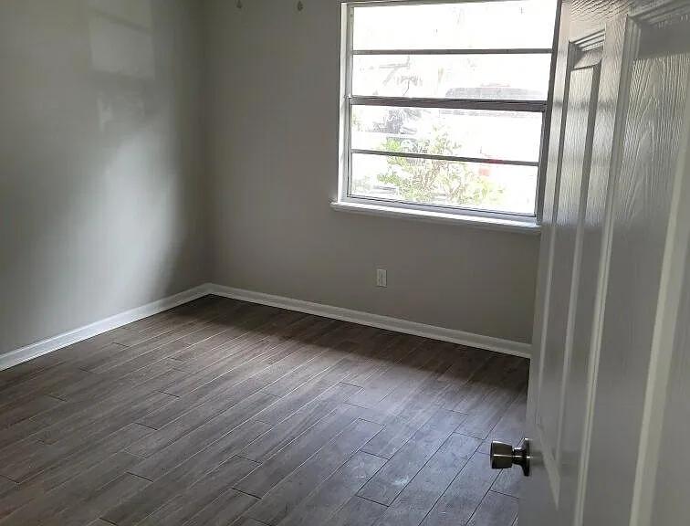 1752 SW 107th Ln #3 — Photo 3