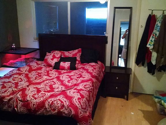 4th image of 2344 Shelley St APT 1