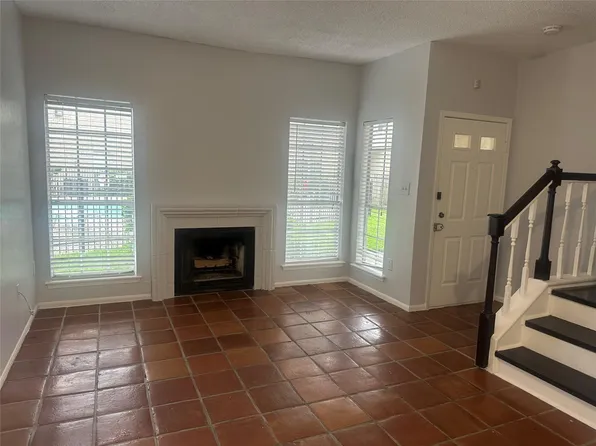 7575 Cambridge St APT 2603, Houston, TX 77054