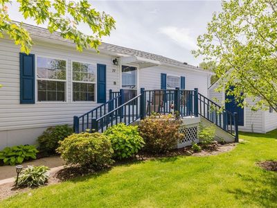 77 Robin Dr, Tiverton, RI, 02878