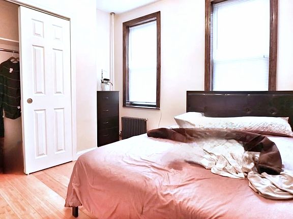 5th image of 25-43 22nd St #2B
