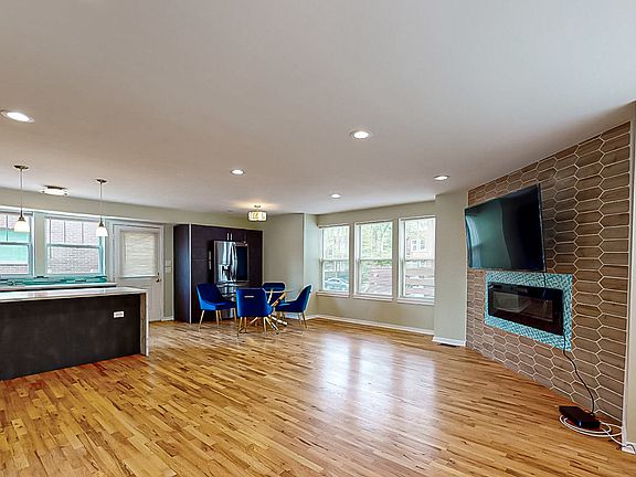 3rd image of 6144 S Greenwood Ave