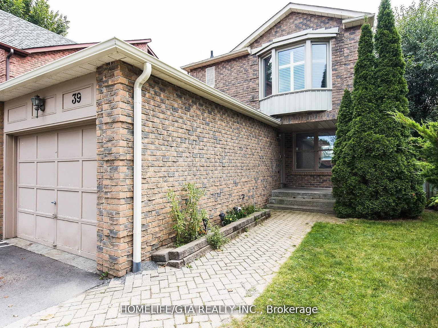 3 bed, $2,500 — Photo 2