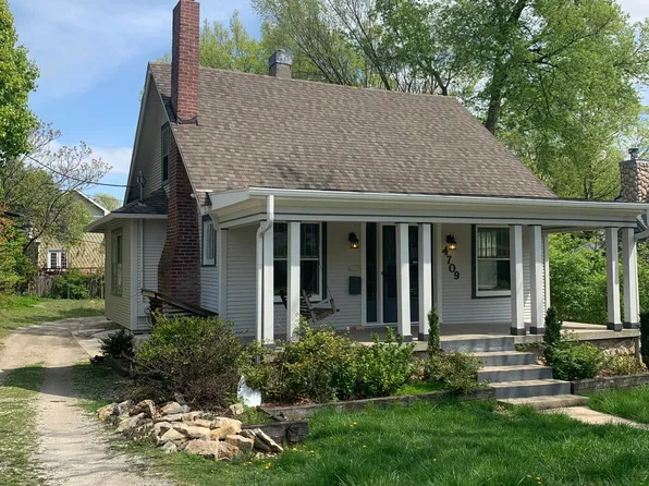 4709 Holly St, Kansas City, MO 64112