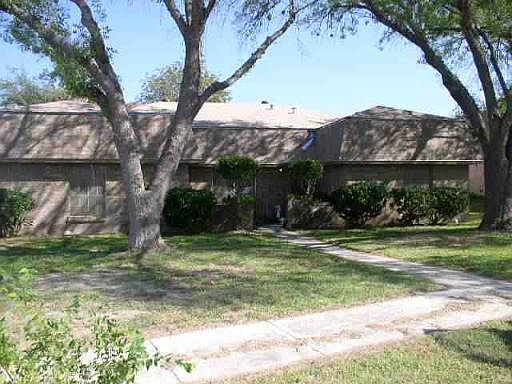 1st image of 2414 TOWN CLIFF CIR