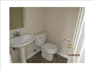 4th image of 855 Pine Lake Dr