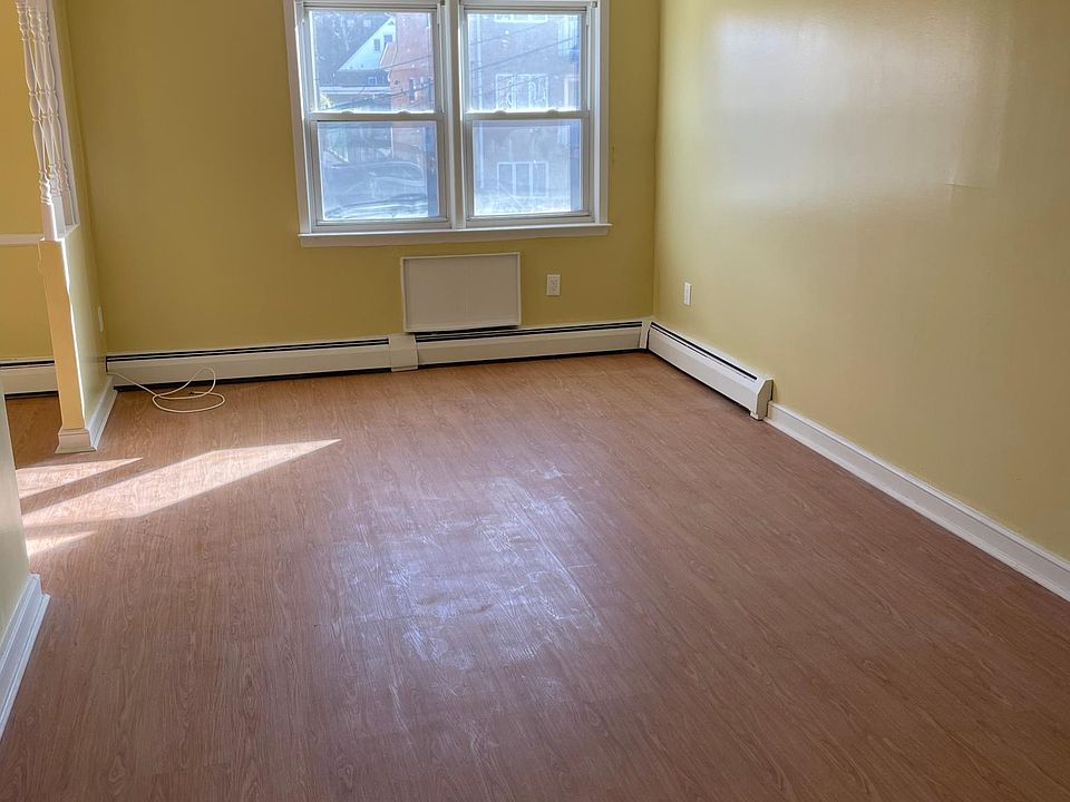 3614 166th St FLOOR 2, Flushing, NY 11358 | Zillow