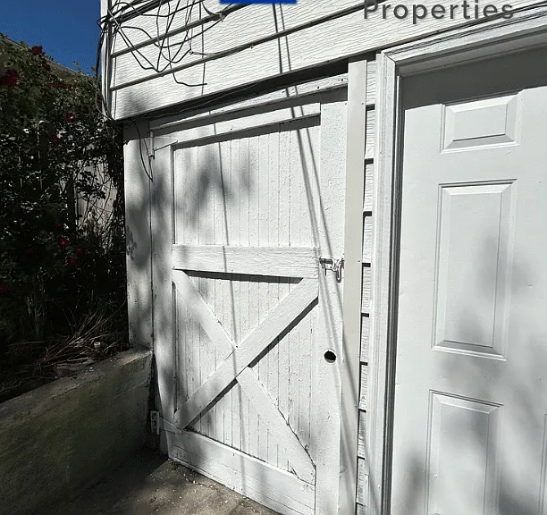 735 N Grant Ave #2 — Photo 18
