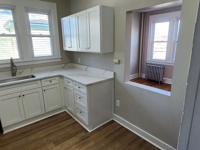 620 N Pearl St #4 — Photo 4
