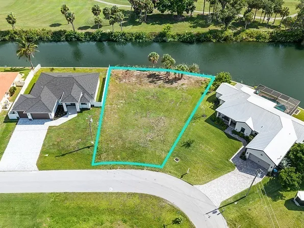 2940 NW 18th Ter, Cape Coral, FL 33993
