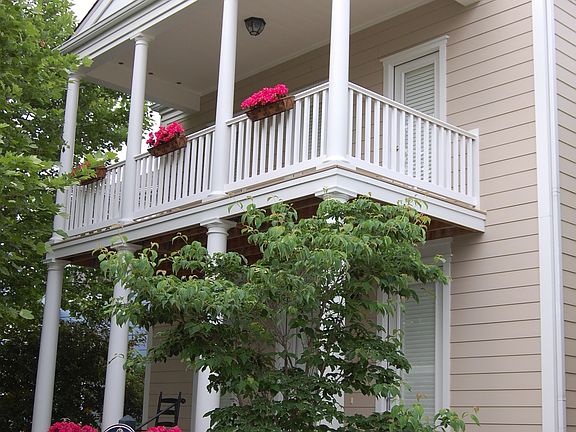 Double balcony